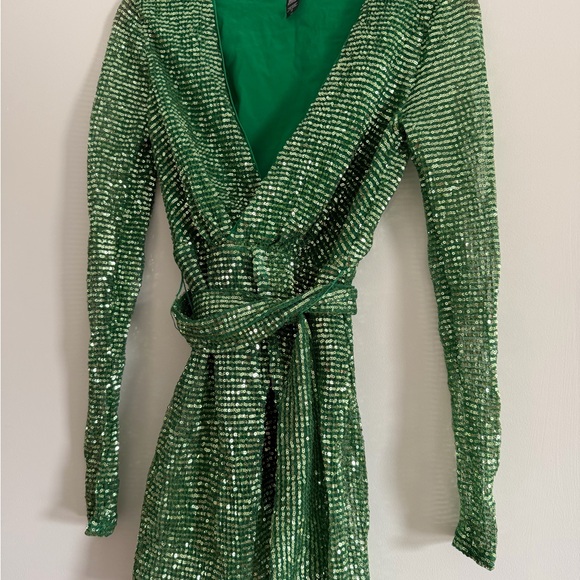 H:ours Casanova Dress in Green Sequins Sheer Bodysuit Long Sleeve Tie Waist XS - Picture 4 of 7